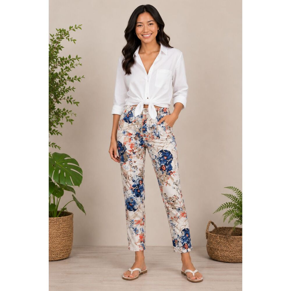 Chico's Floral Ankle Pants Size 0.5 US 6 White Blue Coral Stretch Crop Pants
